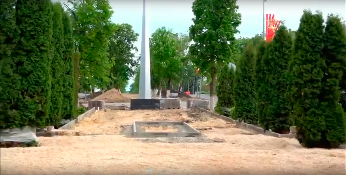 Реконструкция аллеи - Планерка главы администрации района В.М. Мазо